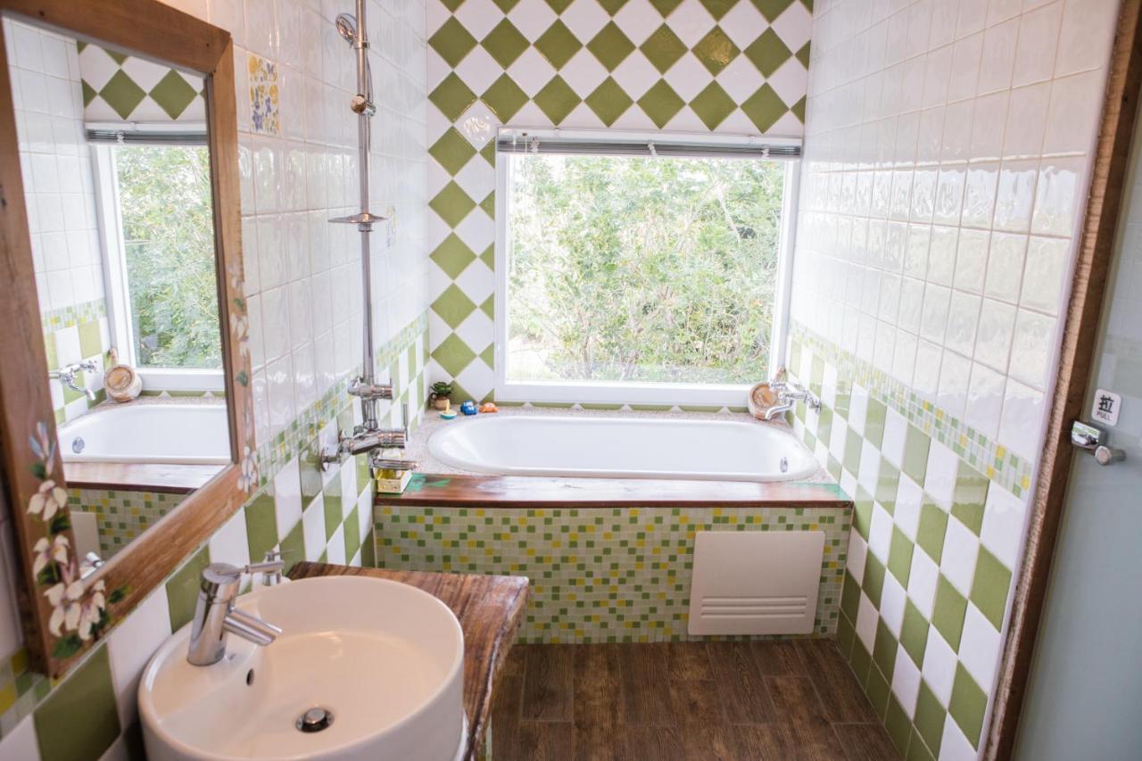 Bed and Breakfast Bonjour Bebe Hengchun Old Town Zewnętrze zdjęcie
